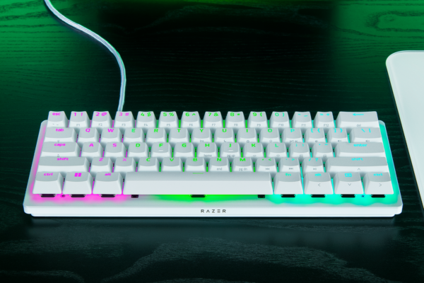 Clavier Razer Huntsman V3 Pro Mini WHITE QWERTZ 60% – Image 2